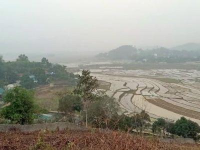 Bán đất yên Quang Tổng dt 1742m có 100m đẹp ko tì vết view cánh đồng cao thoáng mặt tiền 26m