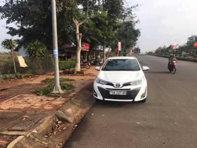 Cần bán lô đất đường Hùng Vương, tổ 5 ph Nghĩa Trung, tp Gia Nghĩa Diện tích 10* 50m Thổ cư 100m2