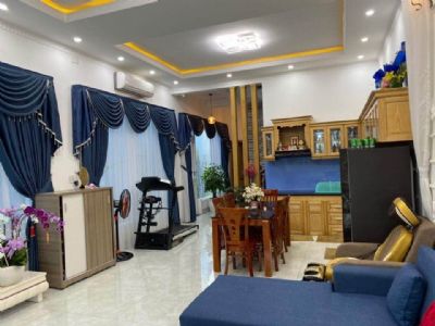 Bán nhà mặt tiền kinh doanh. spa .tiệm cầm đồ...trảng dài.5x37m nở hậu 6 P ngủ và 2 P khách