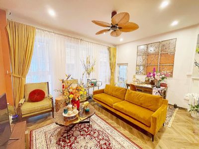 Bán nhà LÔ GÓC THANG MÁY OTO TRÁNH phố Văn Cao, 56m2x6t chỉ 15 tỷ