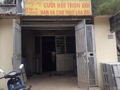 Cần bán nhà chính chủ tại tổ 5 TT Yên phú bắc mê diện tích rộng 5m dài 22m. Nhà 2 tầng 5 phòng