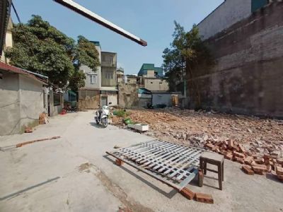Cần tiền bán gấp giá rẻ bất ngờ lô đất hướng ĐN ngõ 4m thông đẹp nhất khu p. Quang Trung Hải Dương