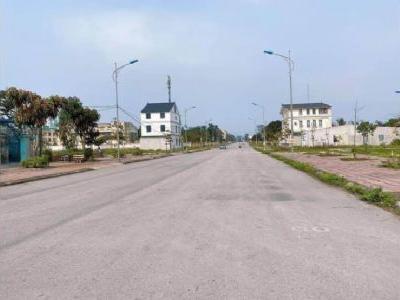 Khai lộc đầu năm mới em bán lô đất gần biển ngay trung tâm Thị xã Cửa Lò Diện tích 180m2.