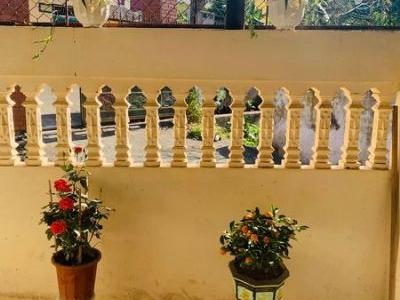 cho thuê nhà giá ưu đãi Nhà cấp 4 trong ngõ gần Khách sạn Trường Sơn-Ngã tư Nam Cường