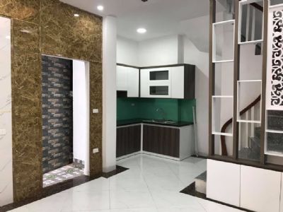 Bán nhà 5 tầng xây mới Lĩnh Nam - Tam Trinh), diện tích 45,5m2. Nhà thiết kế đẹp, căn góc 2 mặt