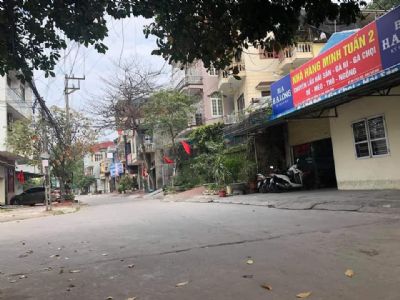 bán mảnh đất DT52.9m hướng đông bắc đất nằm tại vị trí tt Cao Thắng đối diện nhà hàng minh tuấn