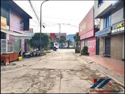 BÁN Ô ĐẤT TRUNG TÂM CỘT 5, HẠ LONG Diện tích từ 45m đến 63m Hướng Đông Nam bán đất giá đầu tư