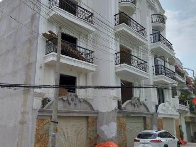CHÍNH CHỦ CẦN BÁN 3 CĂN NHÀ CAO CẤP PHỐ 5 THÁNG 8, TRẦN HƯNG ĐẠO, HẠ LONG, QUẢNG NINH , ĐƯỜNG Ô TÔ