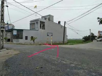 Chính Chủ có hai lô liền kề trong đó có 1 lô góc  tại xã Hợp tiến Đông hưng. Dt 140m/lô