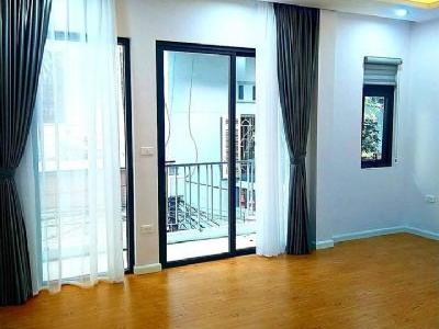 BÁN NHÀ LÔ GÓC ÔTÔ ĐỖ CỬA NHÀ ĐẸP Ở LUÔN 39m x 4 tầng MT 4.6 m Giá 6 tỷ 85 Lê Trọng Tấn