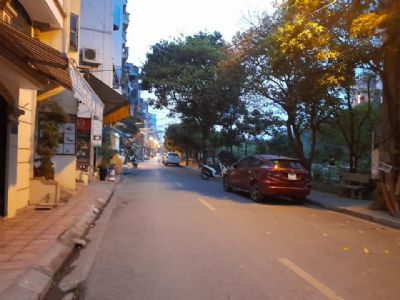 Bán nhà 43M2 XÂY 4 TẦNG MT 4M GIÁ CHÀO 3,79 TỶ LH 0965886276 cách Yết Kiêu Hà Đông chỉ 50m