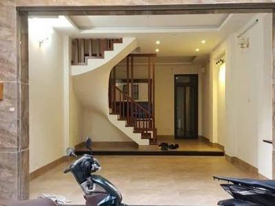Bán Nhà Dương Quảng Hàm Lô Góc 2 Mặt Tiền Kinh Doanh Ôto Đỗ cửa giá 5.75 tỷ Vị trí đắc địa