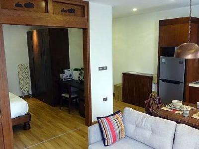 BÁN GẤP KHÁCH SẠN DUY TÂN QUẬN CẦU GIẤY 120 M2, X 9 TẦNG MT 8,57M, DOANH THU 10000$/ THÁNG