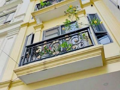 Chủ Nhà Chuyển Công tác nên cần bán Nhà Cầu Giấy 42m2 xây 6T MT 4m Ô Tô KD Thang Máy