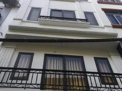 BÁN NHÀ LIỀN KỀ KHU ĐÔ THỊ VĂN PHÚ HÀ ĐÔNG , GIÁ 13.5 TỶ Diện tích : 97 m2 x 5 tầng x 5 m mặt tiền.