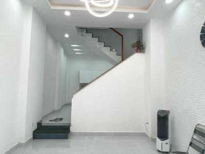 Bán nhà Đường Chiến Lược Mã Lò, BTĐa, Bình Tân Diện tích 𝟰 𝘅 𝟭𝟬𝗺 Kết cấu 𝟯 𝗧𝗮̂́𝗺