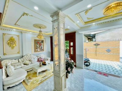 BÁN BIỆT THỰ QUẬN 12 ,KHUÔN VIÊN RỘNG 163m2 DT 8 x 13m kết câu 1 trệt 3 lầu 6 phòng ngủ