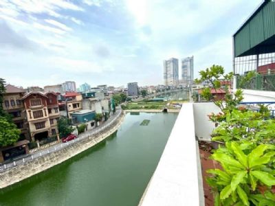Bán nhà Ngọc Lâm Long Biên view mặt hồ Tai Trâu. Tận hưởng cs trong xanh mát mẻ giữa lòng thủ đô