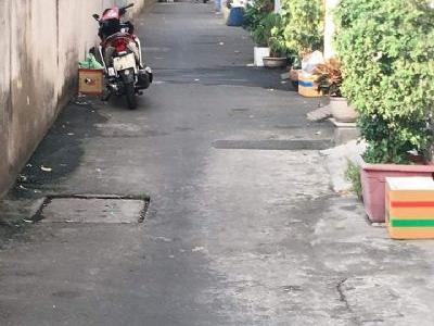Bán nhà Vị trí đẹp ngay trung tâm Tân Phú, cách mặt tiền chỉ 20m, di chuyển các Quận rất tiện lợi