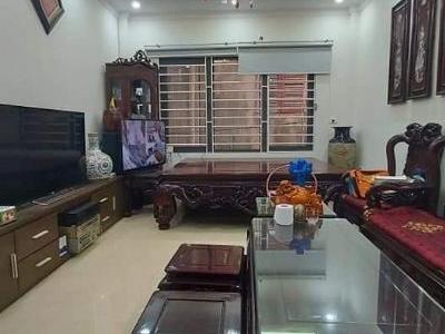 SIÊU PHẨM LẠC LONG QUÂN ĐẸP LONG LANH NỘI THẤT CỰC XỊN 31m2 VỚI GIÁ HẤP DẪN 3,85 TỶ