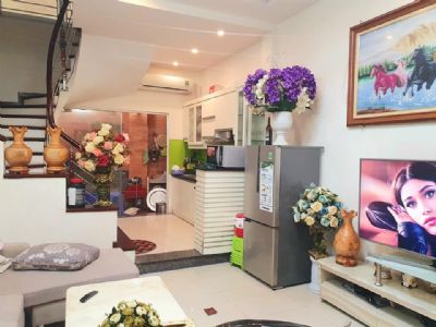 Bán Nhà Cực Đẹp 6 Tầng MT 4m Full Nội Thất Quận Đống Đa Chỉ Hơn 4 Tỷ.