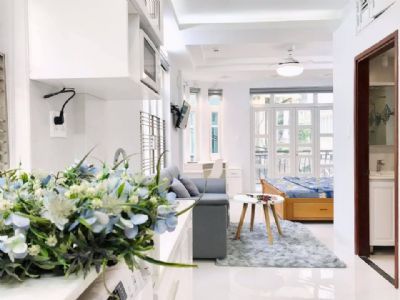 Cho thuê Căn hộ dịch vụ quận 1 Lý Tự Trọng Ban công bến thành, q1 Điện 4k