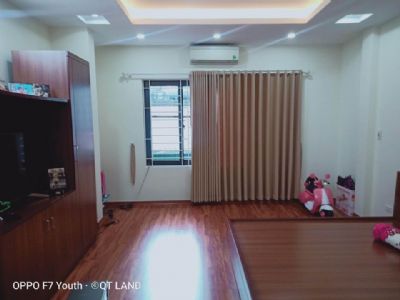 Gia Đình cần bán gấp nhà Xã Đàn, Đống Đa, giá 3,x tỷ. Nhà rất đẹp, tầm tiền hiếm