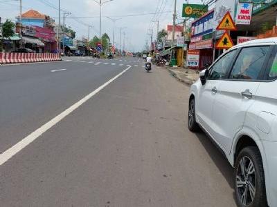 Chủ gởi 10m mặt tiền DT 741m ngay chợ Tân Tiến,Đồng Phú . Nơi kinh doanh sầm uất,2 sổ