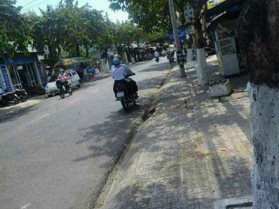 Bán nhà Mặt Tiền đường Nguyễn Văn Tư, P7, Tp.Bến Tre 👉Diện tích: 249.8m2, ngang 7.6m, dài 33m