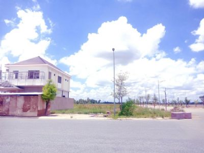 Bán Nền Biệt Thự Happy Home Cà Mau Lô Góc 2 Mặt Tiền Thổ Cư 424.3m2 Giá 16Tr/m2 Có Thương Lượng