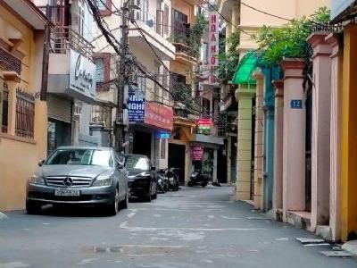 Gia đình cần bán căn nhà ngõ 134 phố Lê Trọng Tấn, Thanh Xuân  Diện tích 64.2m2