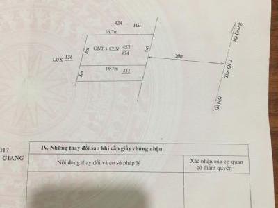 do nhu cầu công việc nên em cần bán mảnh đất gần ngã 4 tân quang mặt tiền 8m dài 26.7m