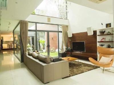 CẦN BÁN GẤP BIỆT THỰ SÂN VƯỜN CAO CẤP CHUẨN 5* MẶT TIỀN TRUNG TRUNG TÂM PHÚ NHUẬN