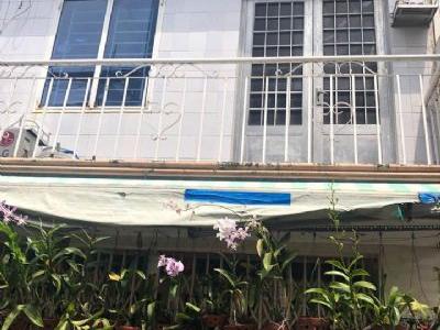 Bán nhà MT Đường Tôn Đản, Q4, dt : 60m2 =4x16m,2T, Giá: 8.5 tỷ vị trí Trung tâm Q4