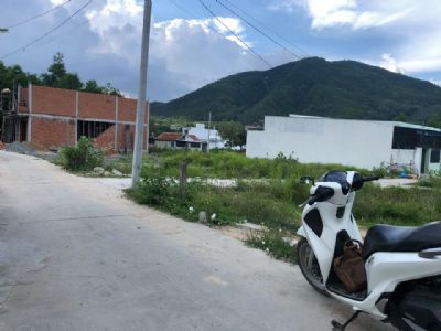 BÁN ĐẤT PHƯỚC HẠ PHƯỚC ĐỒNG GIÁP RANH KHU ĐÔ THỊ QH ĐẤT Ở DIỆN TÍCH 90m2