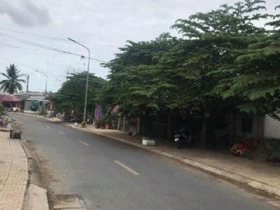 Bán Nền Nguyễn đình chiểu diện tích 6,6 x 24,45, có 75m thổ. Hậu 4,36 mặt tiền lộ nhựa