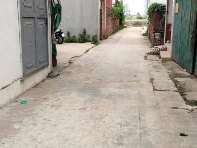 bán Nhà 4 tầng 31m2 đang thi công chuẩn bị xong phần thô, nằm cạnh KDT hinode đại tự kim chung