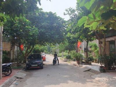 Bán lô đất 100m2 mặt tiền 5.4m Gần Quảng Trường thành phố Hoà Bình Gần Trường mầm non, gần cấp 1,2