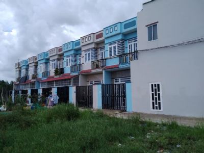 Bán Nhà 2 mặt tiền, sổ hồng riêng, thương lượng nhẹ Mỹ Hạnh Nam, Đức Hoà, Long An