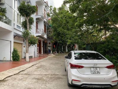 bán 2 lô liền kề địa chỉ tại tdc Phai Luông, 10m mặt tiền diện tích 150m Đất vuông vắn