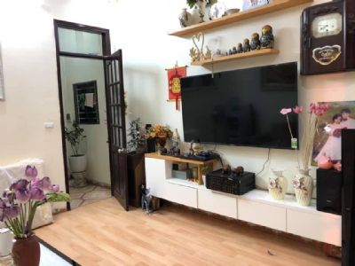 Chính chủ cần bán nhà phố Kim Giang, Hoàng Mai. Diện tích 45m, mặt tiền 4.4m, lô góc, 2 thoáng