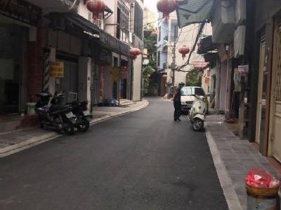 BÁN NHÀ NGUYỄN SƠN - LÔ GÓC - KINH DOANH - LONG BIÊN -Nhà đã cũ chủ mới có thể sửa lại