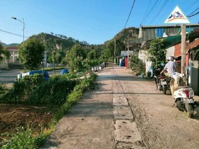 BÁN NHANH NHÀ VÀ MẢNH ĐẤT GIÁ 400TR bao phí chuyển nhượng Ngõ 556 Trần Hưng Đạo tổ 6 Quyết Tiến