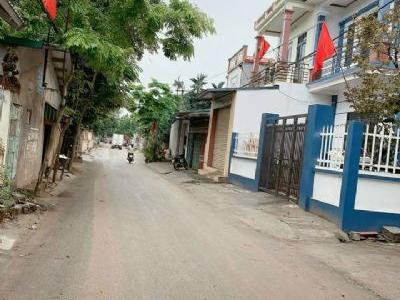 Chính chủ bán ô đất khu vực cầu tre tặng nhà 2 tầng mới tinh tươm.đường chính liên xã đẹp mê