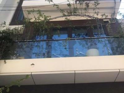 Chính chủ nhờ bán căn nhà mặt phố KD p. Đề Thám Nhà xây 4 tầng năm 2019 DT 48m mặt tiền 6m