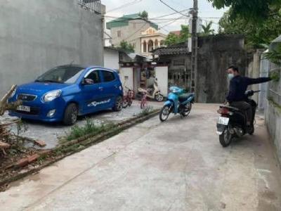 Chính chủ cần bán Lô góc Lệ Chi, Gia Lâm, Hà Nội ô tô vào đất. Diện tích 54m Giá 1019tr MT 4m