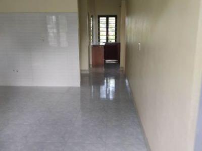 Chính chủ Bán nhà cao xanh ngõ oto Hướng tây bắc Đường oto đỗ cửa 68m2 2 ngủ 1 vs 1 khách 1 bếp