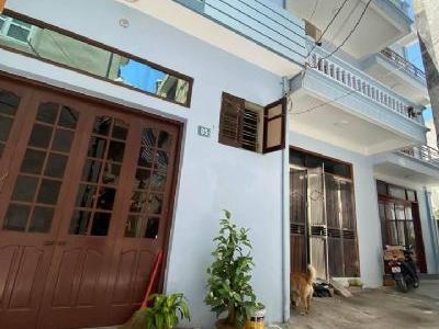 Bán nhà 3 tầng xây dụng kiên cố chắc chắn cách phố chính bồ xuyên chỉ tầm 20m, ngõ trước nhà 3,54m