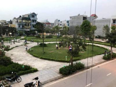 BÁN CĂN NHÀ 4 TẦNG KĐT 379 QUANG TRUNG Diện tích 65 m2, ngang 5m Nhà xây mới tinh chưa qua sử dụng