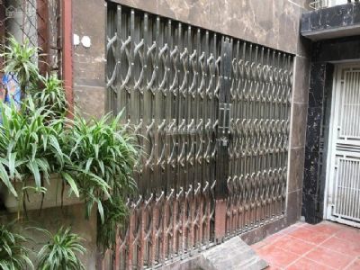 Bán nhà Hoàng Quốc Việt 40m2 x 5T nhà mới đẹp ở luôn 2.6 tỷ